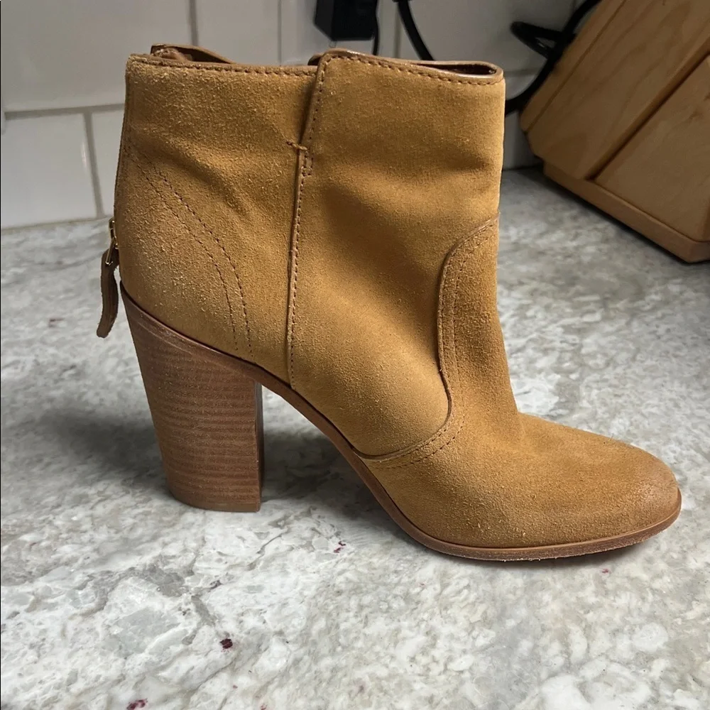 Tory Burch Women’s SabeCamel Suede Heeled Boots 9.0
